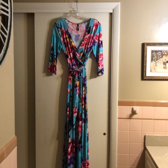 Floral print maxi dress - Picture 1 of 3